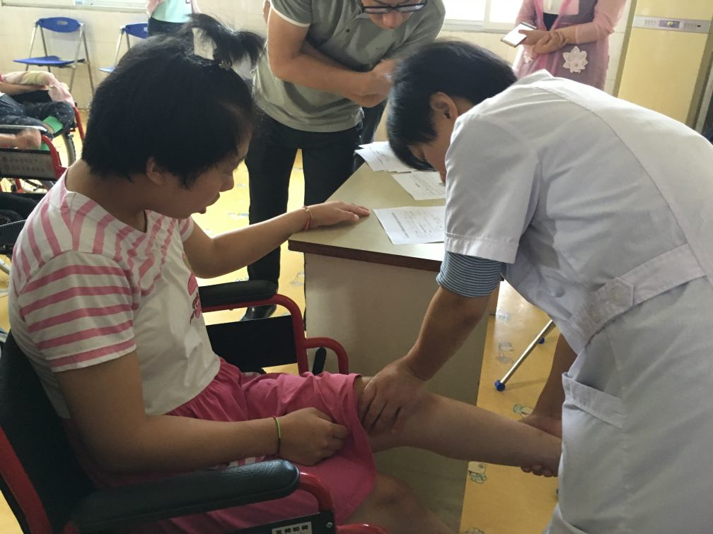琅琊区完成惠残民生工程贫困残疾儿童假肢矫形器辅具适配工作