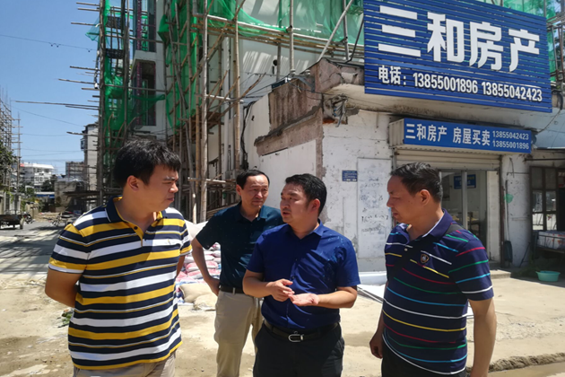 省互查组检查指导我区老旧小区整治改造工作